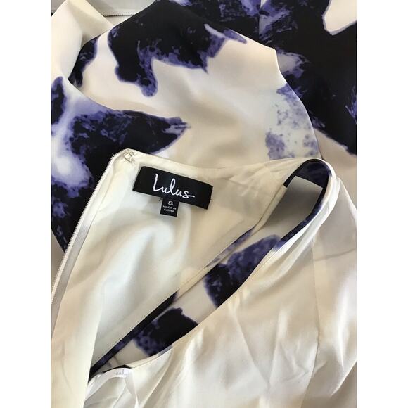 Lulus Ivory Blue Floral Print V Neck Sleeveless Dress Size M - Picture 8 of 10